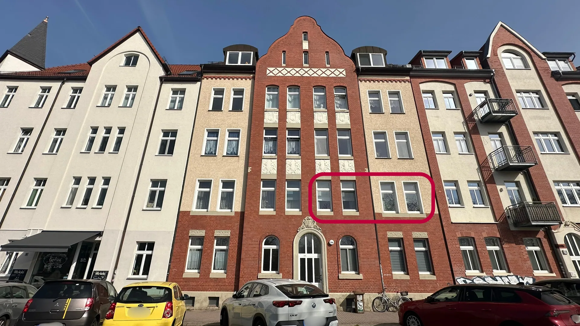 Haus straßenseitig