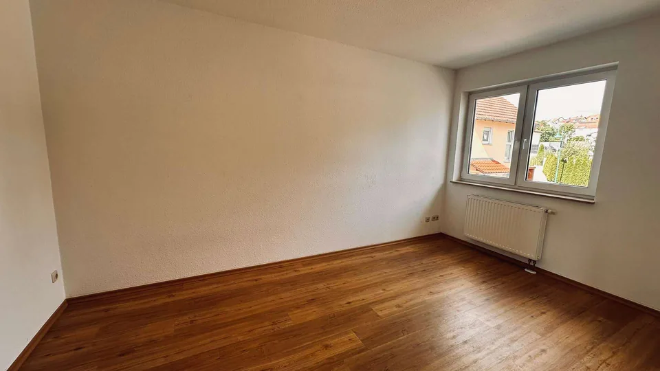Zimmer 2 OG