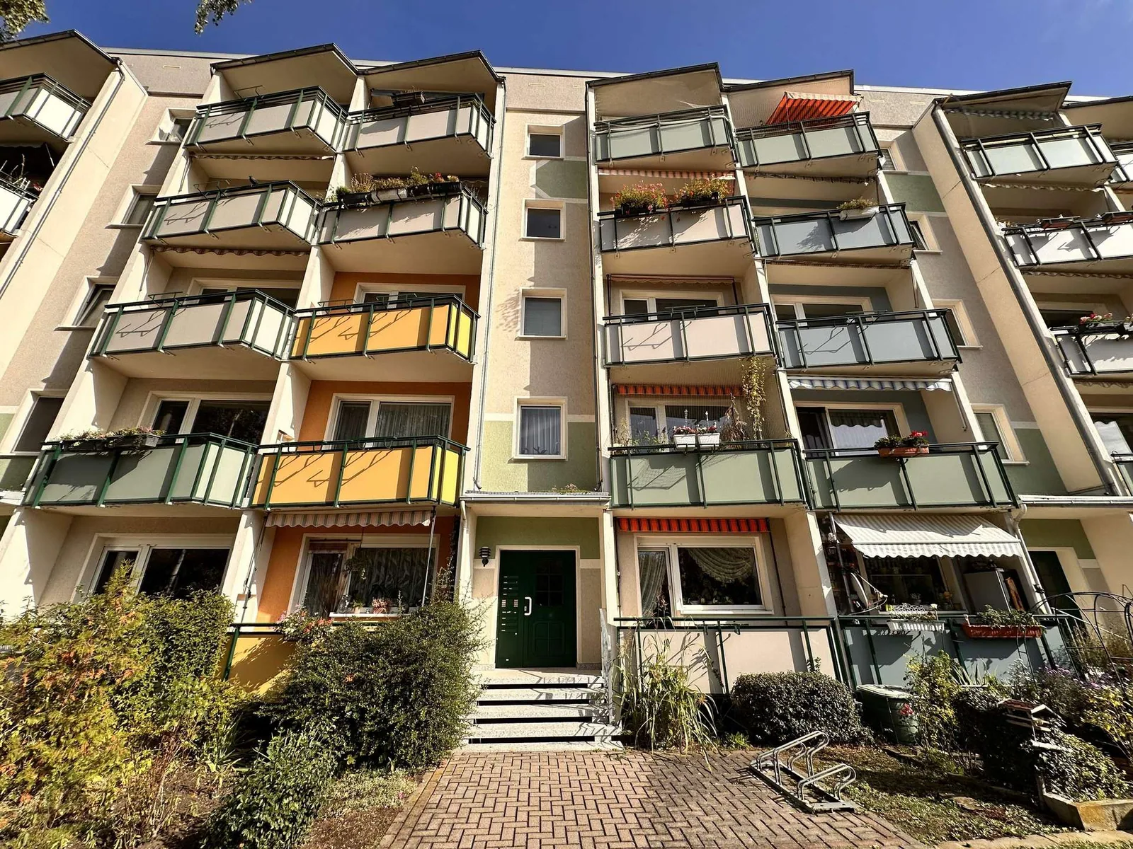 Haus straßenseitig