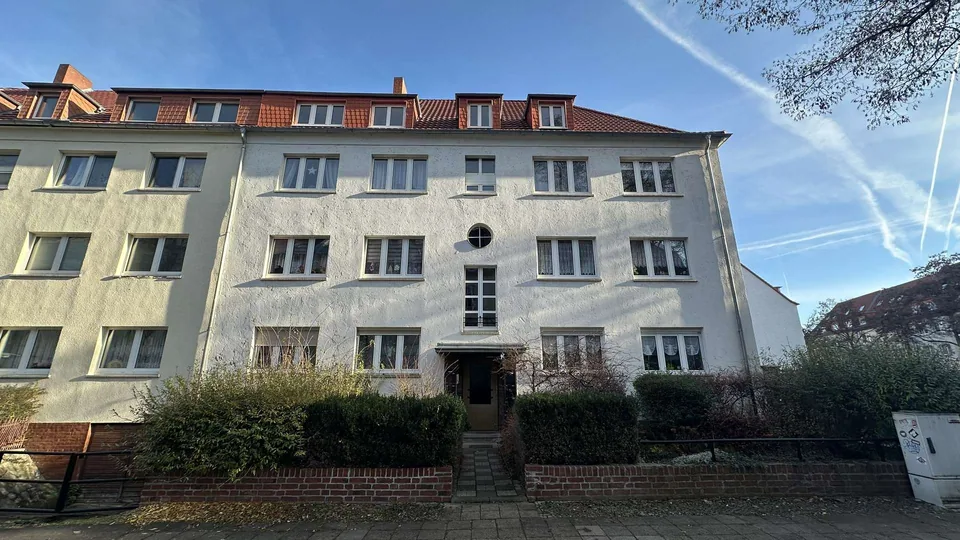 Vorderhaus straßenseitig