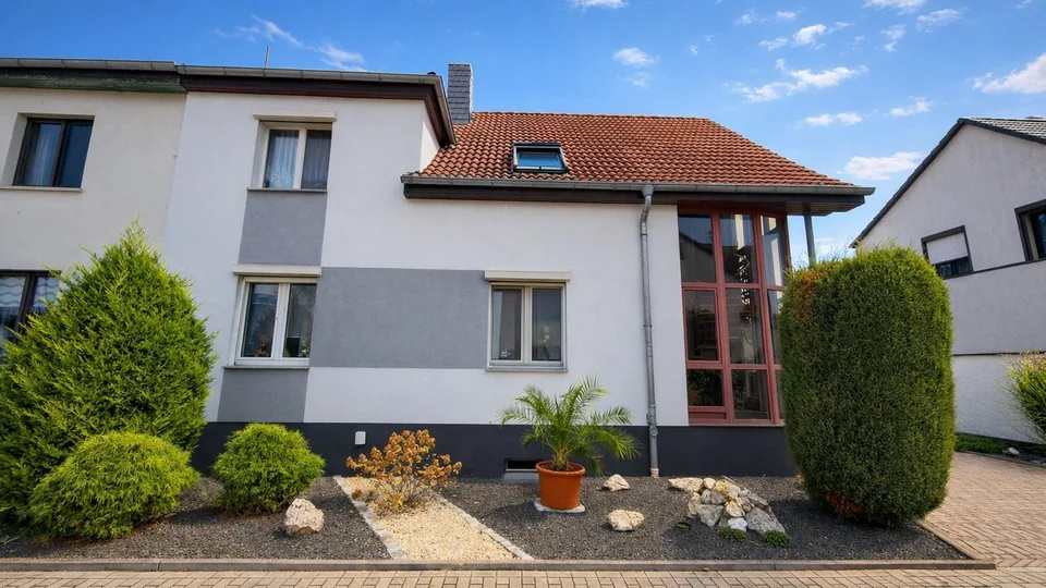 Straßenansicht