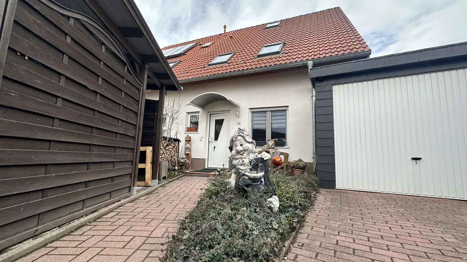 Haus Vorderansicht